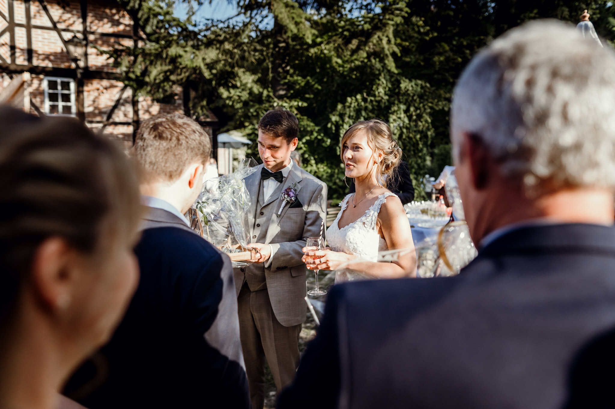 Sven Schomburg Hochzeitsfotografie, Hamburg, Mölln, Hochzeitsfieber by Photo-Schomburg, Hochzeitsreportage, Forsthaus Waldhusen, Braut, Bräutigam-63